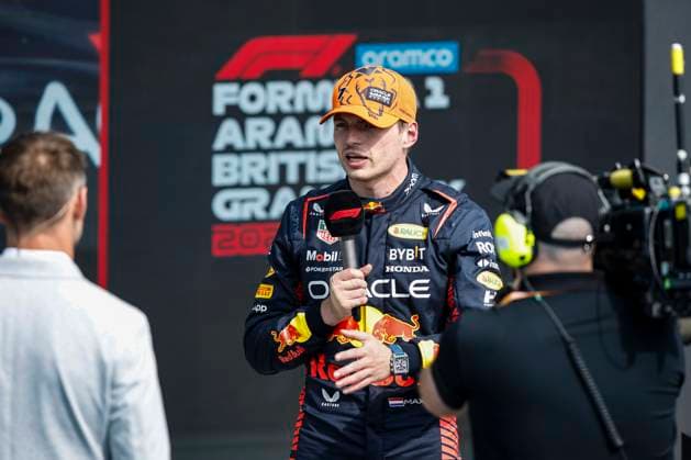 VERSTAPPEN Max (ned), Red Bull Racing RB19, portrait during the 2023 Formula 1 Aramco British Grand Prix, 10th round of the 2023 Formula One World Championship, WM, Weltmeisterschaft from July 7 to 9, 2023 on the Silverstone Circuit, in Silverstone, United Kingdom - F1 - BRITISH GRAND PRIX 2023 DPPI Panoramic  00123024__R3_9370A 