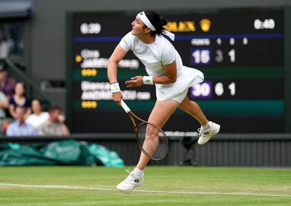 Mandatory Credit: Photo by Dave Shopland Shutterstock (14001531dx) Ons Jabeur during her third round match Wimbledon Tennis Championships, Day 6, The All England Lawn Tennis and Croquet Club, London, UK - 08 Jul 2023 Wimbledon Tennis Championships, Day 6, The All England Lawn Tennis and Croquet Club, London, UK - 08 Jul 2023  Copyright: xDavexShopland Shutterstockx 14001531dx