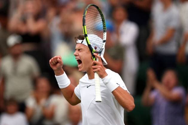 Mandatory Credit: Photo by Ella Ling Shutterstock (14001529bn) Holger Rune celebrates victory in his third round match Wimbledon Tennis Championships, Day 6, The All England Lawn Tennis and Croquet Club, London, UK - 08 Jul 2023 Wimbledon Tennis Championships, Day 6, The All England Lawn Tennis and Croquet Club, London, UK - 08 Jul 2023  Copyright: xEllaxLing Shutterstockx 14001529bn