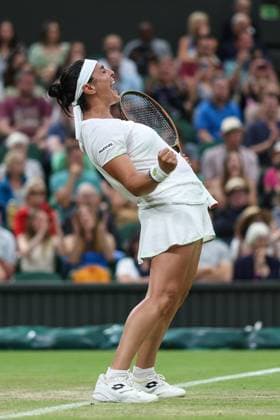 Wimbledon: Day Six 8 July 2023, Wimbledon - Wimbledon Tennis Championships - Day Six - Ons Jabeur (TUN) celebrates winning her Ladies Singles match against Bianca Andreescu (CAN) - Photo: Charlotte Wilson Offside. Wimbledon UK Copyright: xCharlottexWilsonx xOffsidexOffside