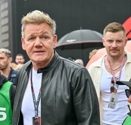 Formula 1 Lenovo British Grand Prix Adam Peaty arrives at Silverstone on the F1 race day in the company of Holly Ramsey and Gordon Ramsey and head in to the Red Bull Racing Team hospitality suite in the Paddock area on race day at the Formula 1 Aramco British Grand Prix at Silverstone, Towcester, Northamptonshire, UK on July 09 2023., Credit:Lee Floyd Avalon UK, Northamptonshire, Towcester, Silverstone  Copyright: xLeexFloydx xAvalonx 0788075150