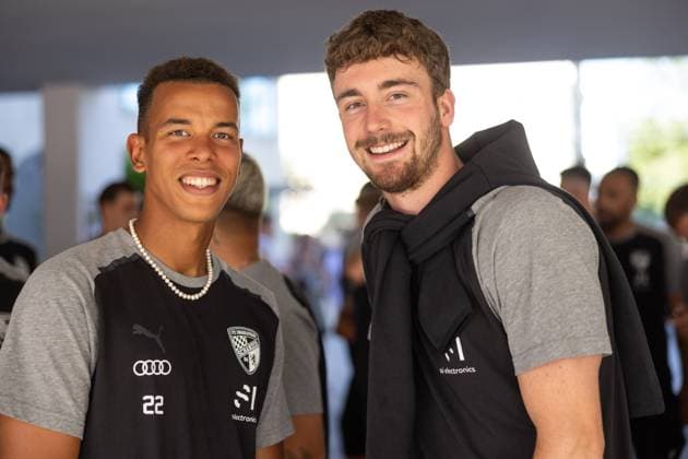 3. Liga; FC Ingolstadt 04 - Mannschaftsvorstellung auf dem Ingolstädter Bürgerfest; Rathauplatz; Marcel Costly (22, FCI) Torwart Maurice Dehler (46, FCI) 3. Liga - FC Ingolstadt 04 Saison 2023 2024 Mannschaftsvorstellung