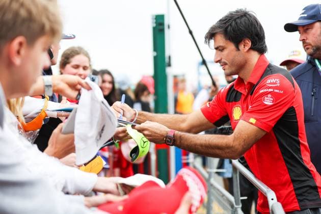SAINZ Carlos (spa), Scuderia Ferrari SF-23, portrait during the 2023 Formula 1 Aramco British Grand Prix, 10th round of the 2023 Formula One World Championship, WM, Weltmeisterschaft from July 7 to 9, 2023 on the Silverstone Circuit, in Silverstone, United Kingdom - F1 - BRITISH GRAND PRIX 2023 - RACE DPPI Panoramic  03323013_AV6_5710 