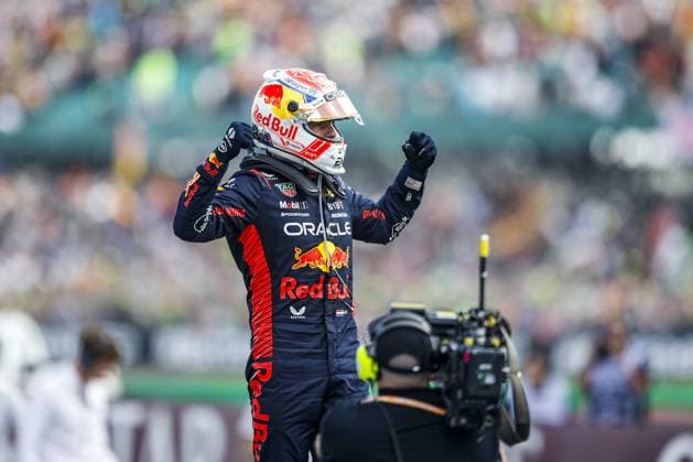 VERSTAPPEN Max (ned), Red Bull Racing RB19, portrait celebration victory during the 2023 Formula 1 Aramco British Grand Prix, 10th round of the 2023 Formula One World Championship, WM, Weltmeisterschaft from July 7 to 9, 2023 on the Silverstone Circuit, in Silverstone, United Kingdom  Copyright: xXavixBonilla DPPI IPAxSportx xipx xIPAxSportx 0 IPA_IPA39137783