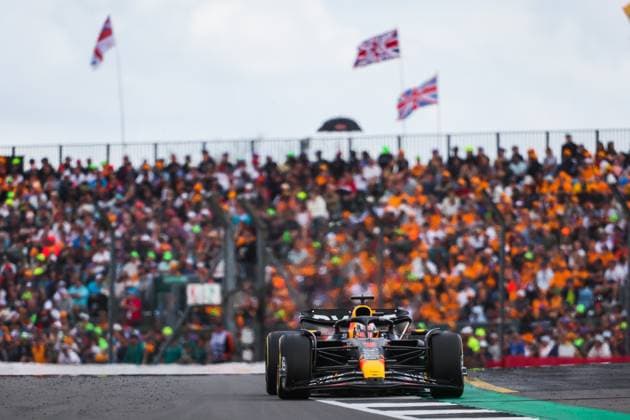 01 VERSTAPPEN Max (nld), Red Bull Racing RB19, action during the 2023 Formula 1 Aramco British Grand Prix, 10th round of the 2023 Formula One World Championship, WM, Weltmeisterschaft from July 7 to 9, 2023 on the Silverstone Circuit, in Silverstone, United Kingdom - F1 - BRITISH GRAND PRIX 2023 - RACE DPPI Panoramic  00123025_AV3_9380 