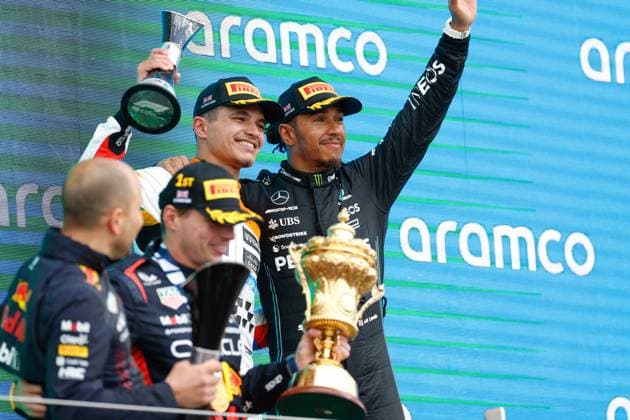 1 Max Verstappen (NLD, Oracle Red Bull Racing), 4 Lando Norris (GBR, McLaren F1 Team), 44 Lewis Hamilton (GBR, Mercedes-AMG Petronas F1 Team), F1 Grand Prix of Great Britain at Silverstone Circuit on July 9, 2023 in Silverstone, Great Britain. (Photo by HOCH ZWEI) Silverstone Great Britain