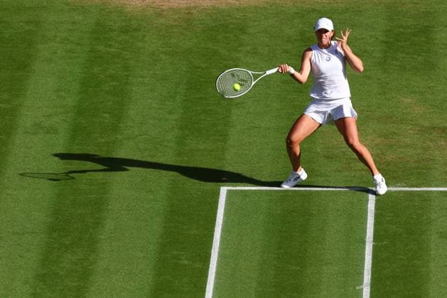 Mandatory Credit: Photo by Simon Dael Shutterstock (14003009ee) Belinda Bencic during her fourth round match Wimbledon Tennis Championships, Day 7, The All England Lawn Tennis and Croquet Club, London, UK - 09 Jul 2023 Wimbledon Tennis Championships, Day 7, The All England Lawn Tennis and Croquet Club, London, UK - 09 Jul 2023  Copyright: xSimonxDael Shutterstockx 14003009ee