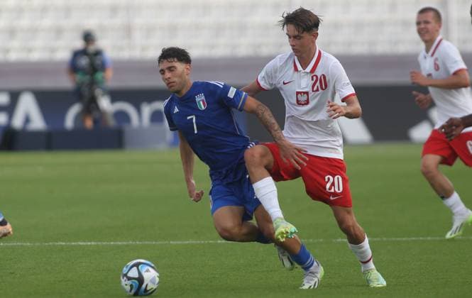 09.07.2023 Ta Qali(Malta) Italy-Poland European U-19 Under 19 men s football championship Luis Hasa(L) Italy, Igor Strzalek (R) Poland :
