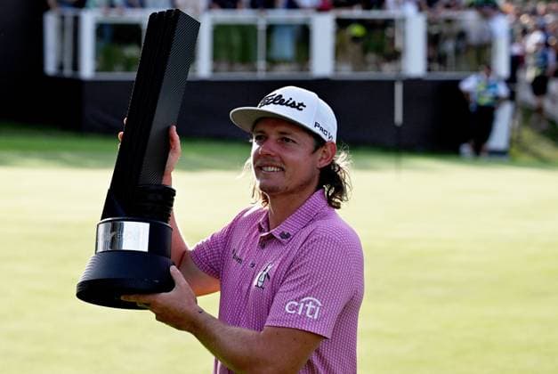 Mandatory Credit: Photo by Sandra Mailer Shutterstock (14001076a) Cameron Smith of Australia wins LIV Golf London 2023 LIV Golf Invitational London, Day Three, Golf, Centurion Club, Hemel Hempstead, UK - 09 Jul 2023 LIV Golf Invitational London, Day Three, Golf, Centurion Club, Hemel Hempstead, UK - 09 Jul 2023 Copyright: xSandraxMailer Shutterstockx 14001076a