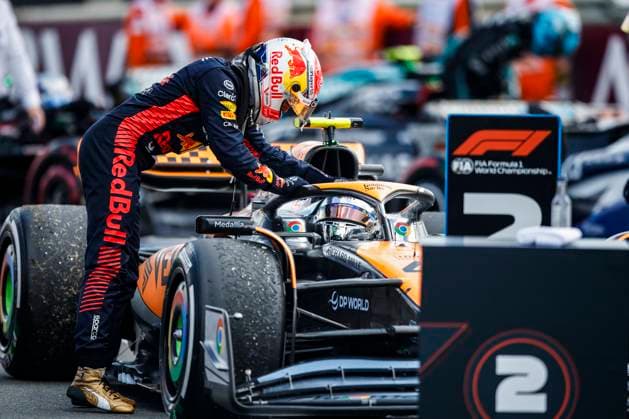 VERSTAPPEN Max (ned), Red Bull Racing RB19, portrait NORRIS Lando (gbr), McLaren F1 Team MCL60, portrait celebration during the 2023 Formula 1 Aramco British Grand Prix, 10th round of the 2023 Formula One World Championship, WM, Weltmeisterschaft from July 7 to 9, 2023 on the Silverstone Circuit, in Silverstone, United Kingdom - F1 - BRITISH GRAND PRIX 2023 - RACE DPPI Panoramic 03323013__R3_1554