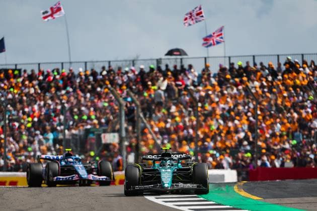 14 ALONSO Fernando (spa), Aston Martin F1 Team AMR23, action during the 2023 Formula 1 Aramco British Grand Prix, 10th round of the 2023 Formula One World Championship, WM, Weltmeisterschaft from July 7 to 9, 2023 on the Silverstone Circuit, in Silverstone, United Kingdom - F1 - BRITISH GRAND PRIX 2023 - RACE DPPI Panoramic  00123025_AV3_8857 
