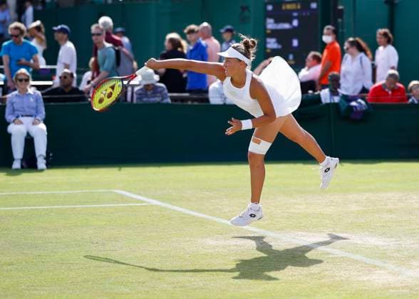 Sonja Zhiyenbayeva (GER) Maedchen Einzel GS Tennis - Wimbledon 2023 - Grand Slam ITF ATP, Tennis Herren WTA, Tennis Damen - AELTC - London - - Great Britain - 9 July 2023. Copyright: xJuergenxHasenkopfx