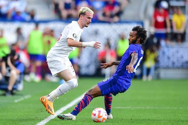 RECORD DATE NOT STATED 2023 CONCACAF Gold Cup United States (3p) 2-2 (2p) Canada (L-R) Liam Millar of Canada and Gianluca Busio of USA during the game United States (USA) vs Canada corresponding to Quarterfinals of the CONCACAF Gold Cup 2023, at TQL Stadium, on July 09, 2023. <br><br> (I-D), Liam Millar de Canada y Gianluca Busio de USA durante el partido Estados Unidos (EUA) vs Canada, correspondiente a cuartos de Final de la Copa Oro de la CONCACAF 2023, en el TQL Stadium, el 09 de Julio de 2023. CINCINNATI OHIO ESTADOS UNIDOS  Copyright: xIsaacxOrtizx 20230709194846_CGC_23_CF_USA_CAN_MILLAR74