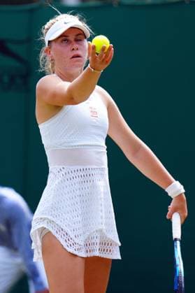 Mandatory Credit: Photo by Javier Garcia Shutterstock (14003748c) Ella McDonald during her Girls Singles second round match Wimbledon Tennis Championships, Day 8, The All England Lawn Tennis and Croquet Club, London, UK - 10 Jul 2023 Wimbledon Tennis Championships, Day 8, The All England Lawn Tennis and Croquet Club, London, UK - 10 Jul 2023  Copyright: xJavierxGarcia Shutterstockx 14003748c