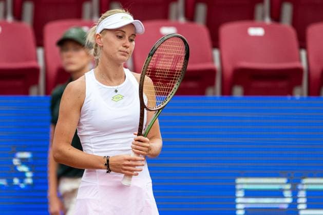 230710 Polina Kudermetova, Ryssland, deppar under dag 1 av WTA, Tennis Damen Nordea Open den 10 juli 2023 i Bastad. Copyright: MATHILDAxAHLBERG BB230710MA048