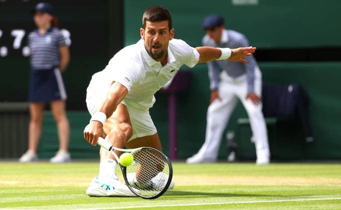 Mandatory Credit: Photo by Ella Ling Shutterstock (14003751co) Novak Djokovic in action against Hubert Hurkacz Wimbledon Tennis Championships, Day 8, The All England Lawn Tennis and Croquet Club, London, UK - 10 Jul 2023 Wimbledon Tennis Championships, Day 8, The All England Lawn Tennis and Croquet Club, London, UK - 10 Jul 2023  Copyright: xEllaxLing Shutterstockx 14003751co