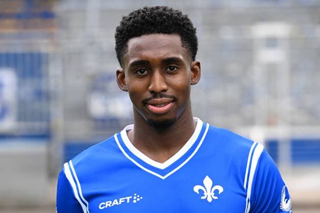 10.07.2023, xjhx, Fussball 1.Bundesliga, SV Darmstadt 98 - Fototermin Saison 2023 24 1.BL Porträttermin 2023 2024 emspor, v.l. Frank Ronstadt; SV Darmstadt 98; 1.BL, Porträttermin 2023 2024 (DFL DFB REGULATIONS PROHIBIT ANY USE OF PHOTOGRAPHS as IMAGE SEQUENCES and or QUASI-VIDEO) Darmstadt
