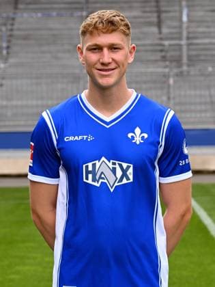 10.07.2023, xjhx, Fussball 1.Bundesliga, SV Darmstadt 98 - Fototermin Saison 2023 24 1.BL Porträttermin 2023 2024 emspor, v.l. Clemens Riedel; SV Darmstadt 98; 1.BL, Porträttermin 2023 2024 (DFL DFB REGULATIONS PROHIBIT ANY USE OF PHOTOGRAPHS as IMAGE SEQUENCES and or QUASI-VIDEO) Darmstadt