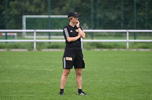 Fußball, Frauen, Regionalliga Nordost, Saison 2023 2024, 1. FC Union Berlin, Trainingsauftakt, Trainerin Ailien Poese (1. Frauen 1. FC Union), 10.07. 2023, Copyright: xMatthiasxKochx