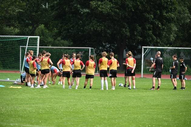 Fußball, Frauen, Regionalliga Nordost, Saison 2023 2024, 1. FC Union Berlin, Trainingsauftakt, v. l. , 10.07. 2023, Copyright: xMatthiasxKochx