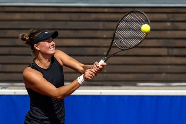 230711 Kajsa Rinaldo Persson, Sverige, under dag 2 av WTA, Tennis Damen Nordea Open den 11 juli 2023 i Bastad. Copyright: MATHILDAxAHLBERG BB230711MA002