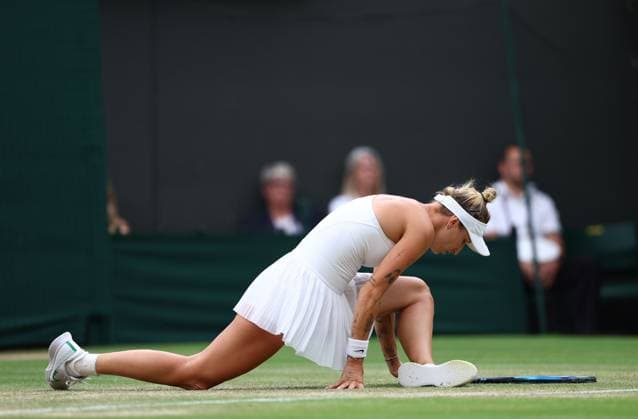 Mandatory Credit: Photo by Simon Dael Shutterstock (14003756bk) Marketa Vondrousova takes a fall against Jessica Pegula Wimbledon Tennis Championships, Day 9, The All England Lawn Tennis and Croquet Club, London, UK - 11 Jul 2023 Wimbledon Tennis Championships, Day 9, The All England Lawn Tennis and Croquet Club, London, UK - 11 Jul 2023  Copyright: xSimonxDael Shutterstockx 14003756bk