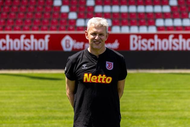 11.07.2023, Fussball, GER, Saison, 3.Liga, Porträttermin 2023 2024, SSV Jahn Regensburg Bernd Meyer (Mannschaftsarzt); SSV Jahn Regensburg; 3.Liga, Porträttermin 2023 2024, DFL REGULATIONS PROHIBIT ANY USE OF PHOTOGRAPHS AS IMAGE SEQUENCES AND OR QUASI-VIDEO.