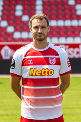 11.07.2023, Fussball, GER, Saison, 3.Liga, Porträttermin 2023 2024, SSV Jahn Regensburg Florian Ballas; SSV Jahn Regensburg; 3.Liga, Porträttermin 2023 2024, DFL REGULATIONS PROHIBIT ANY USE OF PHOTOGRAPHS AS IMAGE SEQUENCES AND OR QUASI-VIDEO.