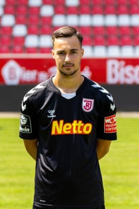 11.07.2023, Fussball, GER, Saison, 3.Liga, Porträttermin 2023 2024, SSV Jahn Regensburg Leon Cuk; SSV Jahn Regensburg; 3.Liga, Porträttermin 2023 2024, DFL REGULATIONS PROHIBIT ANY USE OF PHOTOGRAPHS AS IMAGE SEQUENCES AND OR QUASI-VIDEO.