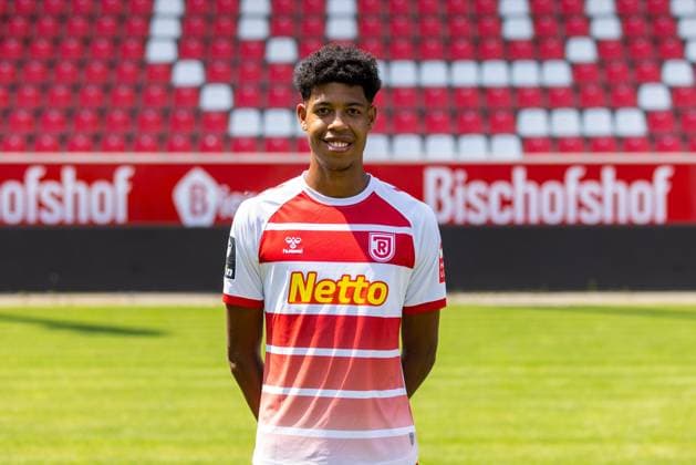 11.07.2023, Fussball, GER, Saison, 3.Liga, Porträttermin 2023 2024, SSV Jahn Regensburg Noah Ganaus; SSV Jahn Regensburg; 3.Liga, Porträttermin 2023 2024, DFL REGULATIONS PROHIBIT ANY USE OF PHOTOGRAPHS AS IMAGE SEQUENCES AND OR QUASI-VIDEO.