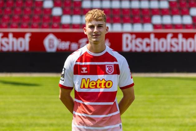 11.07.2023, Fussball, GER, Saison, 3.Liga, Porträttermin 2023 2024, SSV Jahn Regensburg Dominik Kother; SSV Jahn Regensburg; 3.Liga, Porträttermin 2023 2024, DFL REGULATIONS PROHIBIT ANY USE OF PHOTOGRAPHS AS IMAGE SEQUENCES AND OR QUASI-VIDEO.