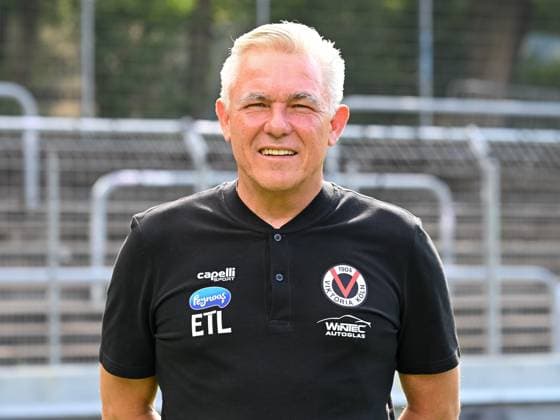 Olaf Jansen (Viktoria Koeln, Trainer). Viktoria Koeln, Fussball, 3. Liga, Portraettermin 2023 24, 12.07.2023 DFB DFL Regulations prohibit any use of Photographs as image sequences and or quasi-video X, Viktoria Koeln, Fussball, 3. Liga, Portraetermin 2023 2024, 12.07.2023 Köln Copyright: xEibner-Pressefoto ThomasxHaeslerx EP_EER