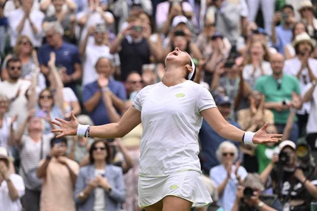 Tennis : Wimbledon 2023 - Angleterre - Ons Jabeur - Tunisie Tennis : Wimbledon 2023 - Angleterre- 12 07 23 ChrysleneCaillaud Panoramic  