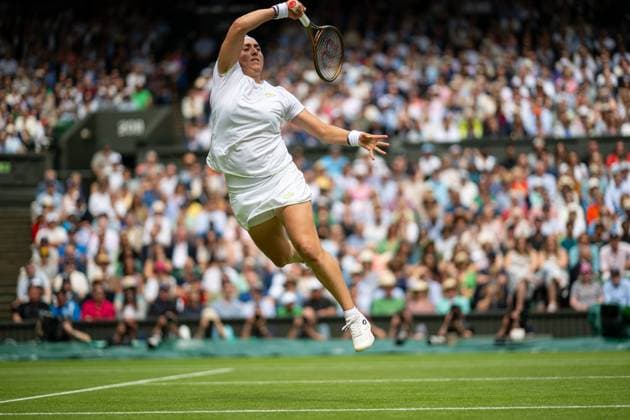 Tennis - Wimbledon Championship 2023 - Day 10 LONDON, ENGLAND - Wednesday, July 12, 2023: Ons Jabeur (TUN) during the Ladies Singles Quarter-Final match on Day Ten of The Championships Wimbledon 2023 at the All England Lawn Tennis and Croquet Club. LONDON All England Lawn Tennis and Croq GREATER LONDON ENGLAND  Copyright: xKirstenxHolstx P2023-07-12-Wimbledon_Day_10-18