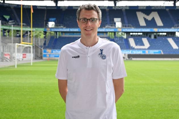 Dr. Robert Roenick; MSV Duisburg; 3.Liga, Porträttermin 2023 2024 Duisburg Schauinsland Reisen Arena Nordrhein-Westfalen Deutschland