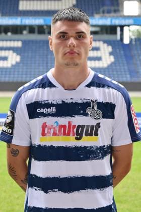 Niklas Kölle; MSV Duisburg; 3.Liga, Porträttermin 2023 2024 Duisburg Schauinsland Reisen Arena Nordrhein-Westfalen Deutschland