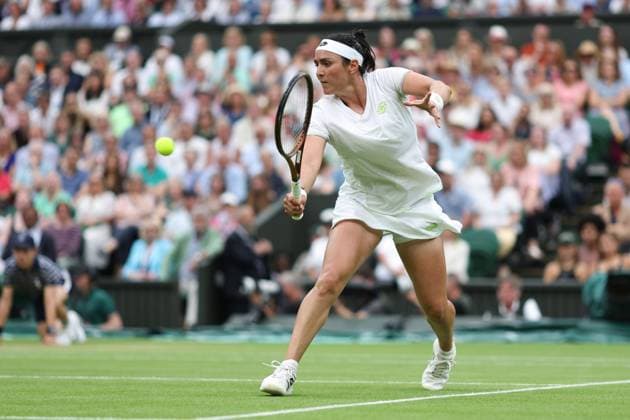 Wimbledon: Day Eleven 13 July 2023, Wimbledon - Wimbledon Tennis Championships - Day Eleven - Ons Jabeur (TUN) in action during her Ladies Singles Semi Finals match against Aryna Sabalenka - Photo: Charlotte Wilson Offside. Wimbledon UK Copyright: xCharlottexWilsonx xOffsidexOffside