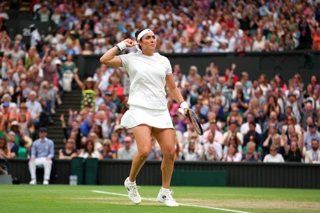 Mandatory Credit: Photo by Ella Ling Shutterstock (14006843cu) Ons Jabeur during her semi final match Wimbledon Tennis Championships, Day 11, The All England Lawn Tennis and Croquet Club, London, UK - 13 Jul 2023 Wimbledon Tennis Championships, Day 11, The All England Lawn Tennis and Croquet Club, London, UK - 13 Jul 2023  Copyright: xEllaxLing Shutterstockx 14006843cu