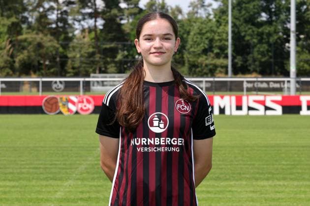 12.07.2023 - 1. FC Nürnberg FCN Club - Saison 2023 2024 - Fototermin Porträttermin Frauen - Einzelbild Einzelfoto Portrait Porträt Kopfbild - Sportfoto Zink DaMa - xdaxmax - Einzelbild Einzelfoto Portrait Porträt Kopfbild - Marlene Lindner (3, 1. FC Nürnberg FCN )