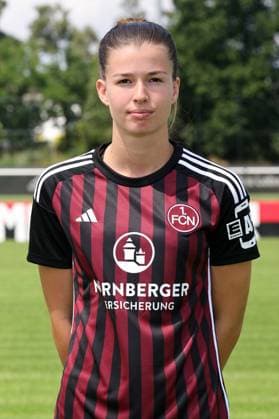 12.07.2023 - 1. FC Nürnberg FCN Club - Saison 2023 2024 - Fototermin Porträttermin Frauen - Einzelbild Einzelfoto Portrait Porträt Kopfbild - Sportfoto Zink DaMa - xdaxmax - Einzelbild Einzelfoto Portrait Porträt Kopfbild - Nele Bauereisen (23, 1. FC Nürnberg FCN )