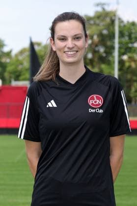 12.07.2023 - 1. FC Nürnberg FCN Club - Saison 2023 2024 - Fototermin Porträttermin Frauen - Einzelbild Einzelfoto Portrait Porträt Kopfbild - Sportfoto Zink DaMa - xdaxmax - Einzelbild Einzelfoto Portrait Porträt Kopfbild - Laura Schmidt (Physio 1. FC Nürnberg FCN )