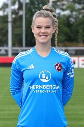 12.07.2023 - 1. FC Nürnberg FCN Club - Saison 2023 2024 - Fototermin Porträttermin Frauen - Einzelbild Einzelfoto Portrait Porträt Kopfbild - Sportfoto Zink DaMa - xdaxmax - Einzelbild Einzelfoto Portrait Porträt Kopfbild - Lea Paulick (1, 1. FC Nürnberg FCN )