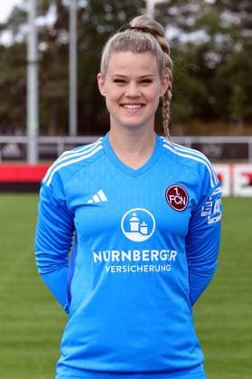 12.07.2023 - 1. FC Nürnberg FCN Club - Saison 2023 2024 - Fototermin Porträttermin Frauen - Einzelbild Einzelfoto Portrait Porträt Kopfbild - Sportfoto Zink DaMa - xdaxmax - Einzelbild Einzelfoto Portrait Porträt Kopfbild - Lea Paulick (1, 1. FC Nürnberg FCN )
