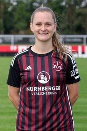 12.07.2023 - 1. FC Nürnberg FCN Club - Saison 2023 2024 - Fototermin Porträttermin Frauen - Einzelbild Einzelfoto Portrait Porträt Kopfbild - Sportfoto Zink DaMa - xdaxmax - Einzelbild Einzelfoto Portrait Porträt Kopfbild - Luisa Guttenberger (4, 1. FC Nürnberg FCN )