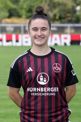 12.07.2023 - 1. FC Nürnberg FCN Club - Saison 2023 2024 - Fototermin Porträttermin Frauen - Einzelbild Einzelfoto Portrait Porträt Kopfbild - Sportfoto Zink DaMa - xdaxmax - Einzelbild Einzelfoto Portrait Porträt Kopfbild - Marina Scholz (7, 1. FC Nürnberg FCN )