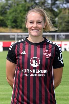 12.07.2023 - 1. FC Nürnberg FCN Club - Saison 2023 2024 - Fototermin Porträttermin Frauen - Einzelbild Einzelfoto Portrait Porträt Kopfbild - Sportfoto Zink DaMa - xdaxmax - Einzelbild Einzelfoto Portrait Porträt Kopfbild - Kerstin Bogenschütz Bogenschuetz (8, 1. FC Nürnberg FCN )