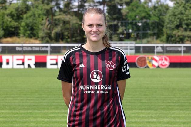 12.07.2023 - 1. FC Nürnberg FCN Club - Saison 2023 2024 - Fototermin Porträttermin Frauen - Einzelbild Einzelfoto Portrait Porträt Kopfbild - Sportfoto Zink DaMa - xdaxmax - Einzelbild Einzelfoto Portrait Porträt Kopfbild - Amelie Thöle Thoele (12, 1. FC Nürnberg FCN )