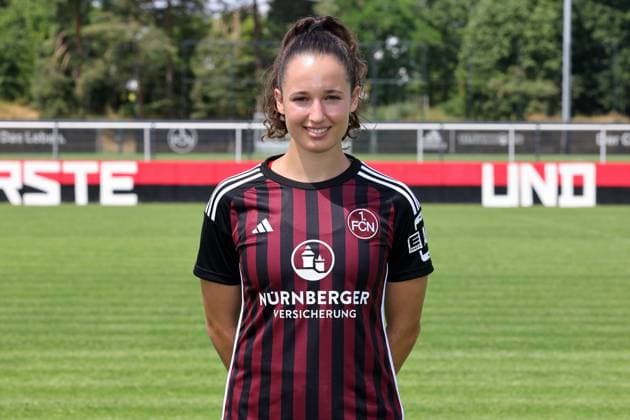 12.07.2023 - 1. FC Nürnberg FCN Club - Saison 2023 2024 - Fototermin Porträttermin Frauen - Einzelbild Einzelfoto Portrait Porträt Kopfbild - Sportfoto Zink DaMa - xdaxmax - Einzelbild Einzelfoto Portrait Porträt Kopfbild - Elena Mühlemann (14, 1. FC Nürnberg FCN )