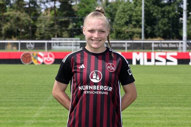 12.07.2023 - 1. FC Nürnberg FCN Club - Saison 2023 2024 - Fototermin Porträttermin Frauen - Einzelbild Einzelfoto Portrait Porträt Kopfbild - Sportfoto Zink DaMa - xdaxmax - Einzelbild Einzelfoto Portrait Porträt Kopfbild - Franziska Mai (18, 1. FC Nürnberg FCN )