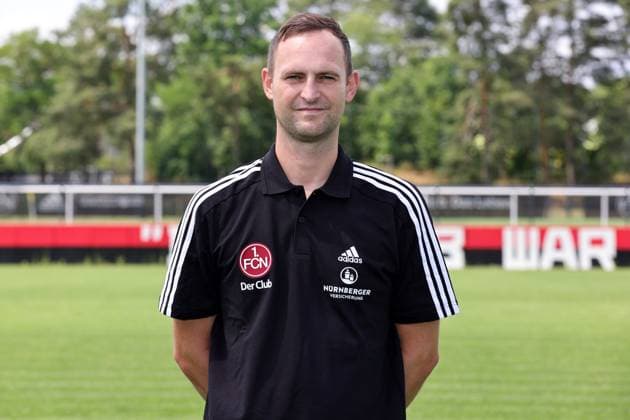 12.07.2023 - 1. FC Nürnberg FCN Club - Saison 2023 2024 - Fototermin Porträttermin - Einzelbild Einzelfoto Portrait Porträt Kopfbild - Sportfoto Zink DaMa - xdaxmax - Einzelbild Einzelfoto Portrait Porträt Kopfbild - Sascha Rurainski (Physiotherapeut 1. FC Nürnberg FCN )